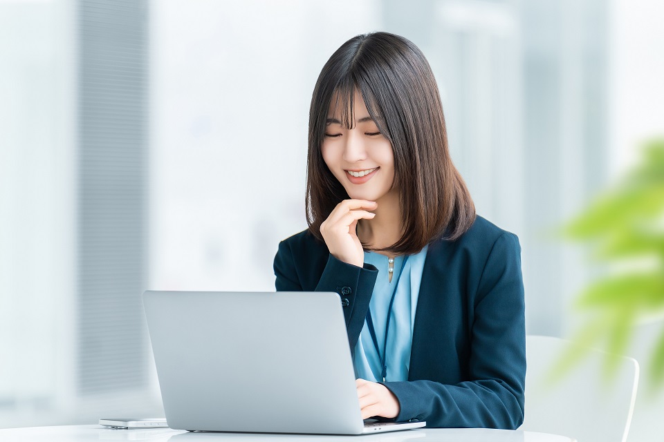 ドコモ光（OCNインターネット）契約で1,500円現金還元！お得な特典を見逃すな！