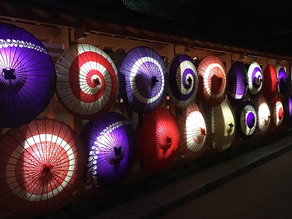 福岡・紅葉八幡宮ライトアップ2025:もみじ祭で楽しむ幻想的な秋夜