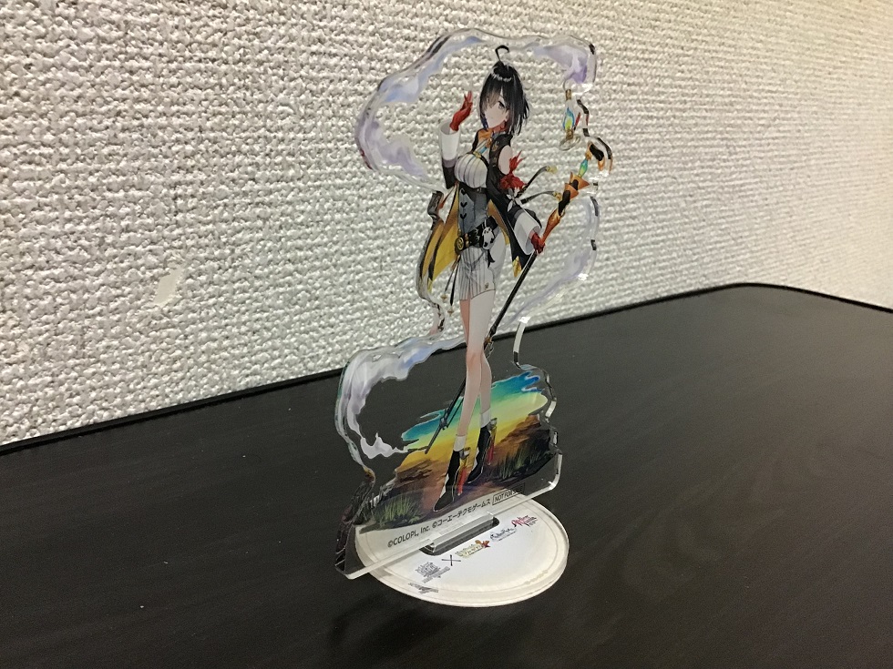 白猫プロジェクト×アトリエコラボ ユミアアクスタ 実物（斜めから撮影）