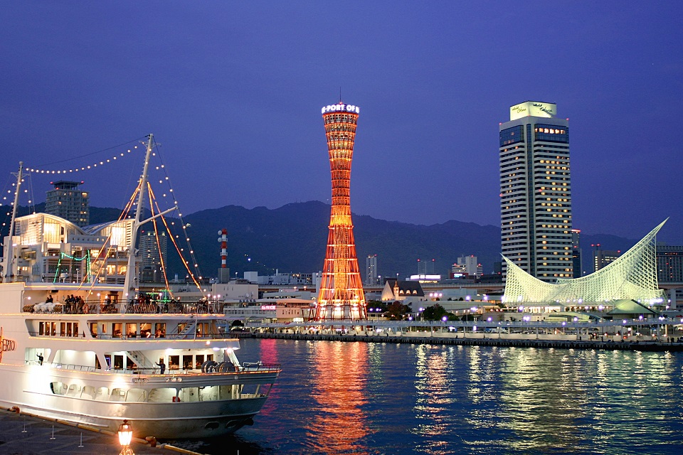 神戸マラソンのゴール地点・神戸ハーバーランドの夜景